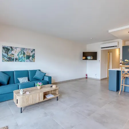 Apartment Modern Qala Gozo Apt, Shared Pools & Balcony