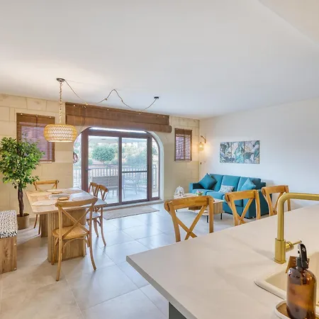 Apartment Modern Qala Gozo Apt, Shared Pools & Balcony San Martin