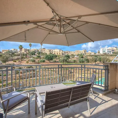 Modern Qala Gozo Apt, Shared Pools & Balcony Apartment San Martin